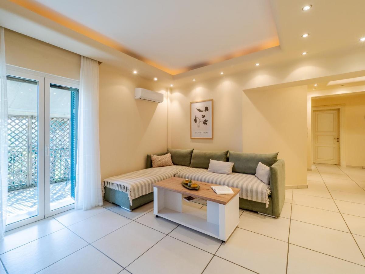 Aura Elegant Apartment Near Garitsa Bay Análipsis 외부 사진