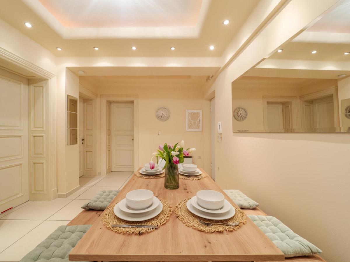Aura Elegant Apartment Near Garitsa Bay Análipsis 외부 사진