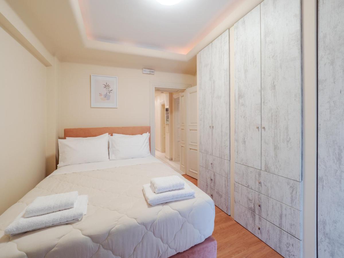 Aura Elegant Apartment Near Garitsa Bay Análipsis 외부 사진