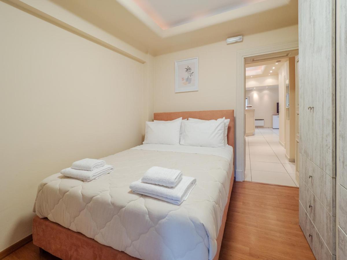 Aura Elegant Apartment Near Garitsa Bay Análipsis 외부 사진